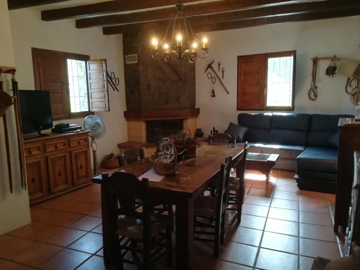 Bancal De Los Perez Carataunas Luaran gambar